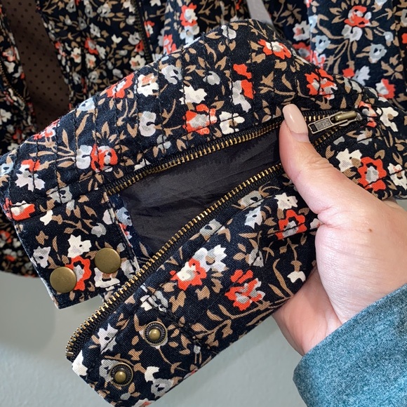 HEI HEI Anthropologie Floral Cropped Tinsley Bomber Jacket - Picture 5 of 7